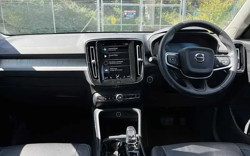 Used Volvo XC40 Inscription 163 HP (119 kW) 2021 Grey SUV