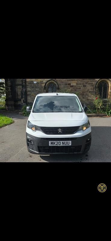 Used Peugeot Partner 2019 Grey MPV