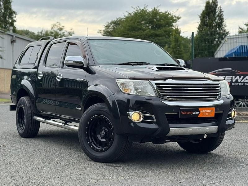 Black Used 2013 Toyota HiLux Pickup | £11,980 (Expensive) - Image 1/4