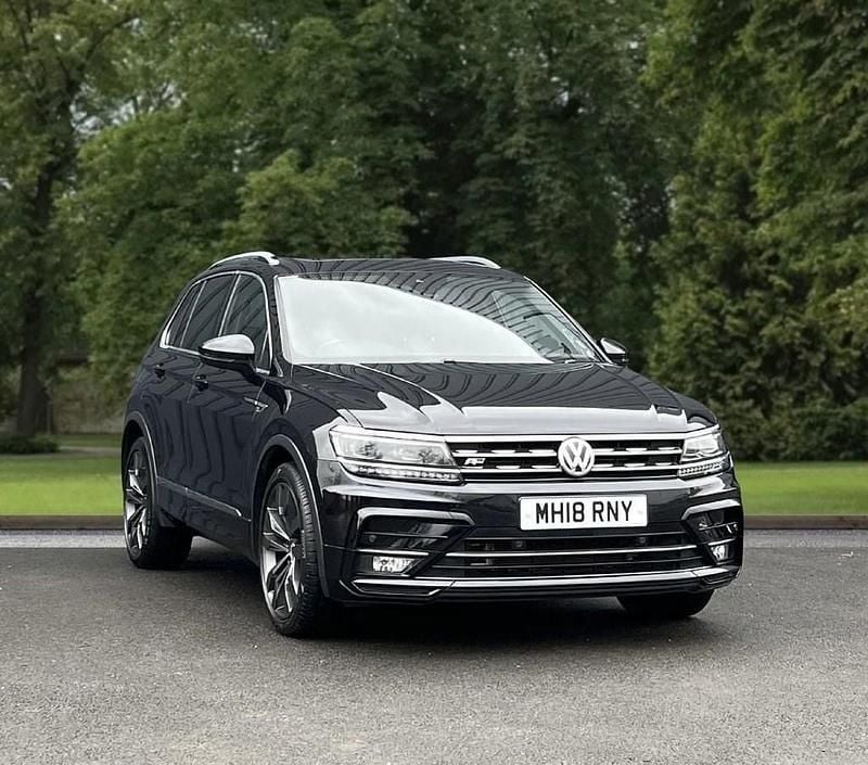 Black Used 2018 VW Tiguan R-line SUV | £17,950 (Good price) - Image 1/4