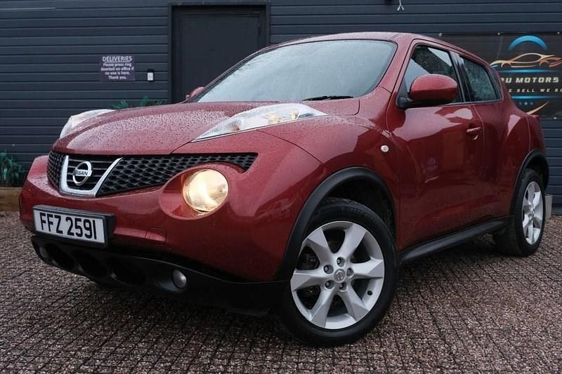 Used Nissan Juke Acenta 117 HP (86 kW) 2011 Red SUV