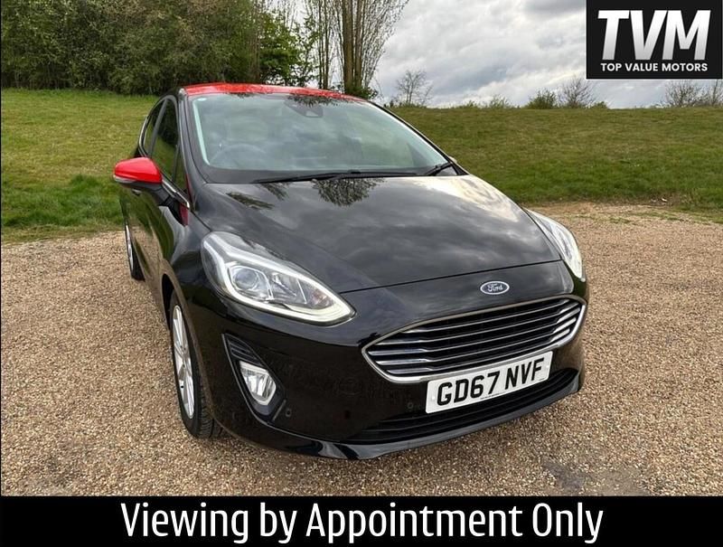 Used Ford Fiesta Titanium 125 HP (91 kW) 2017 Black Hatchback