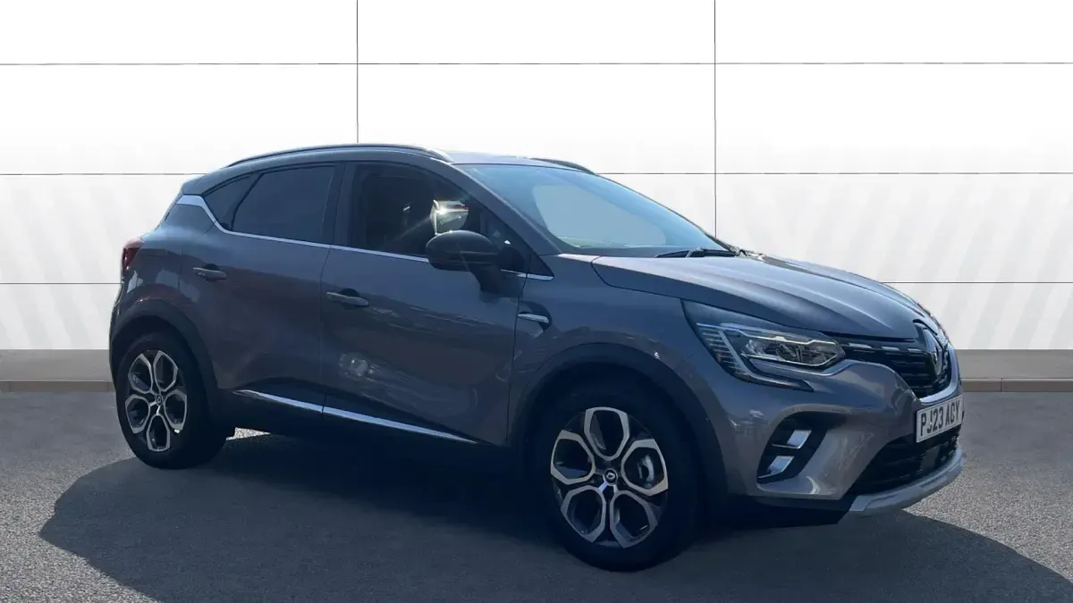 Used Renault Captur Techno 143 HP (105 kW) 2023 SUV