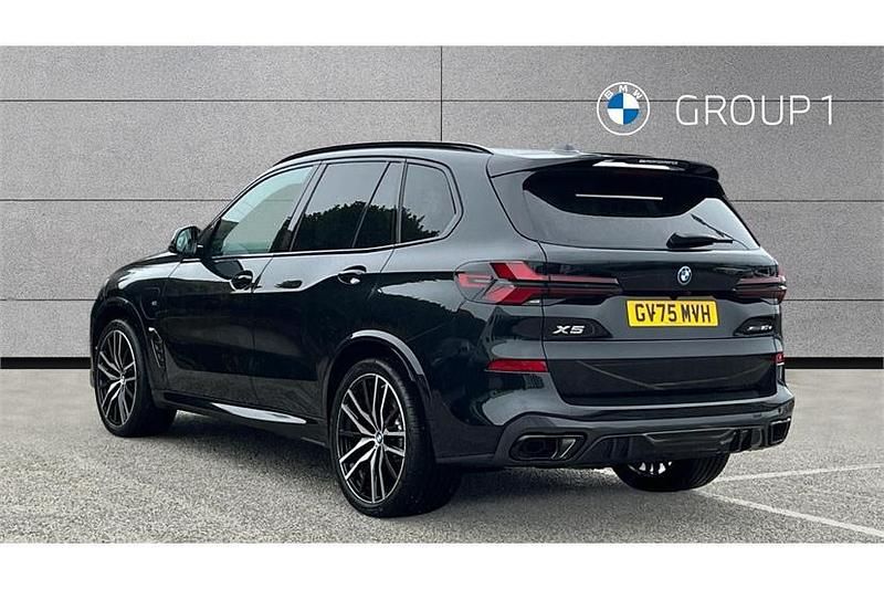 Used BMW X5 M Sport 489 HP (359 kW) 2025 Black sapphire metallic paint SUV