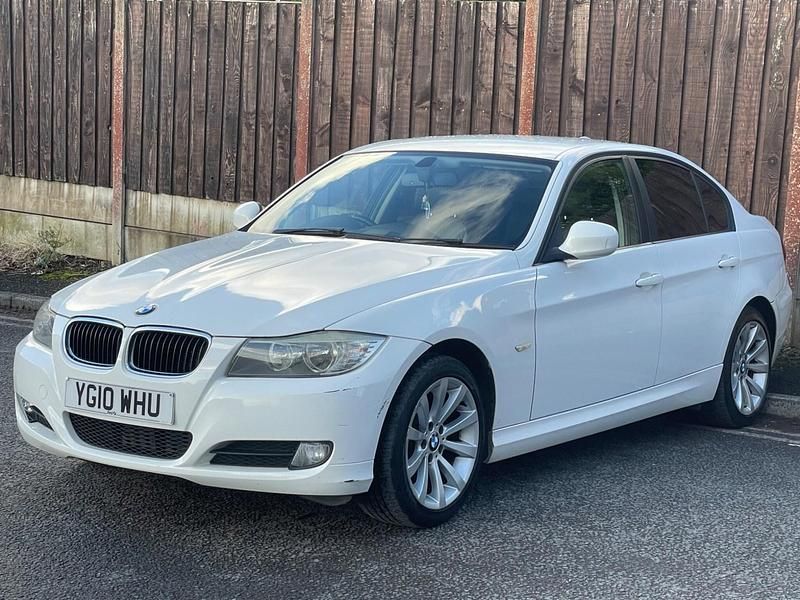Used BMW 320 2010 White Sedan