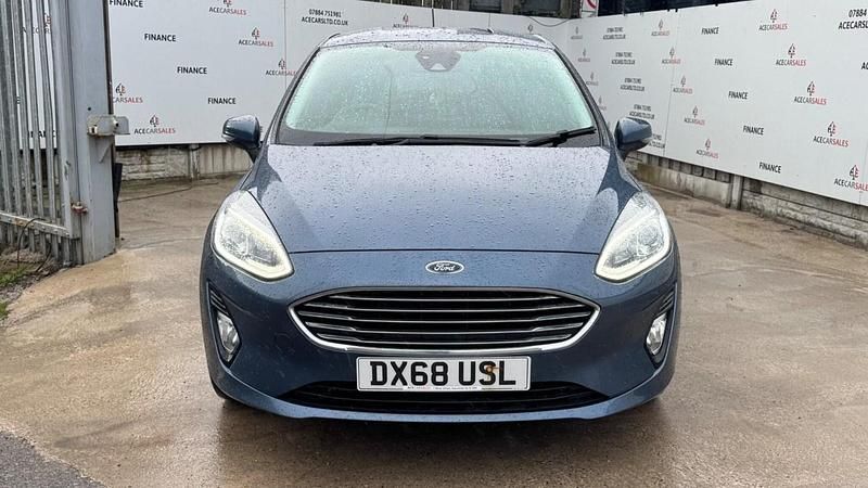 Used Ford Fiesta Titanium 100 HP (73 kW) 2019 Blue Hatchback
