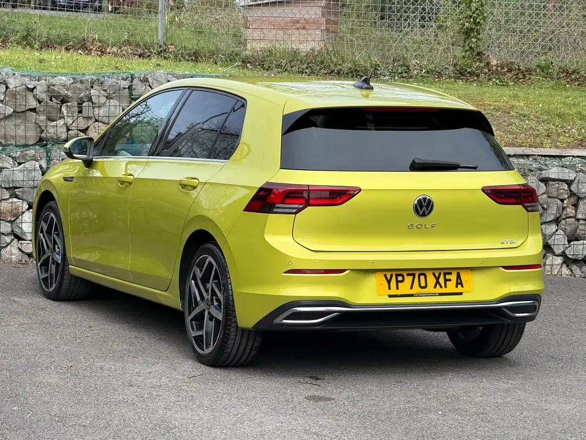 Used VW Golf VIII Style 2020 Lime yellow premium metallic Hatchback
