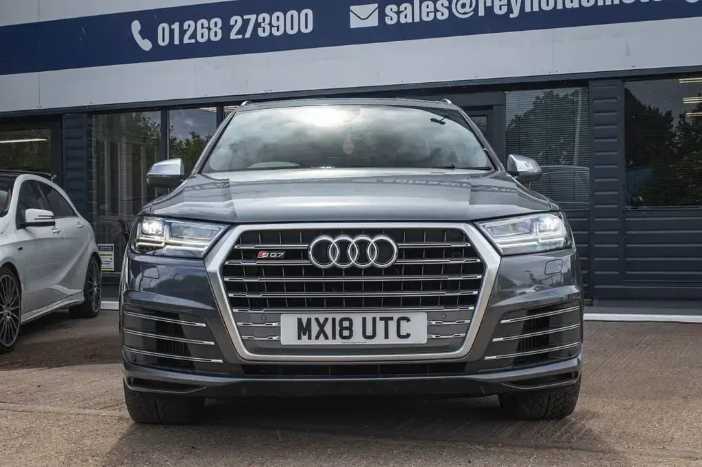 Usado Audi SQ7 Advanced 435 CV (319 kW) 2018 Gris SUV