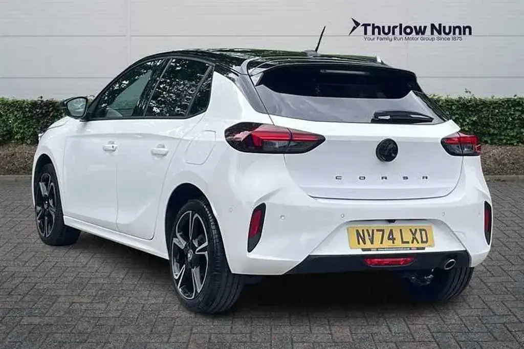 Used Vauxhall Corsa S 100 HP (73 kW) 2024 White Hatchback