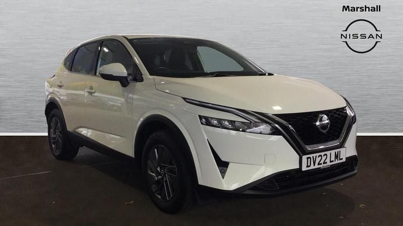 White Used 2022 Nissan Qashqai Acenta Premium SUV | £16,650 (Good price) - Image 1/4