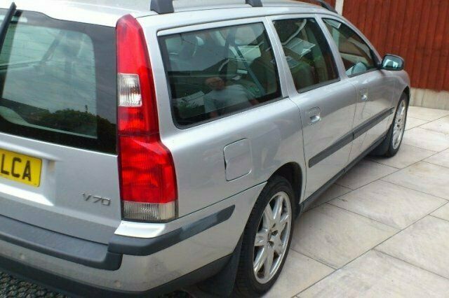 Second-hand Volvo V70 163 CP (119 kW) 2004 Break