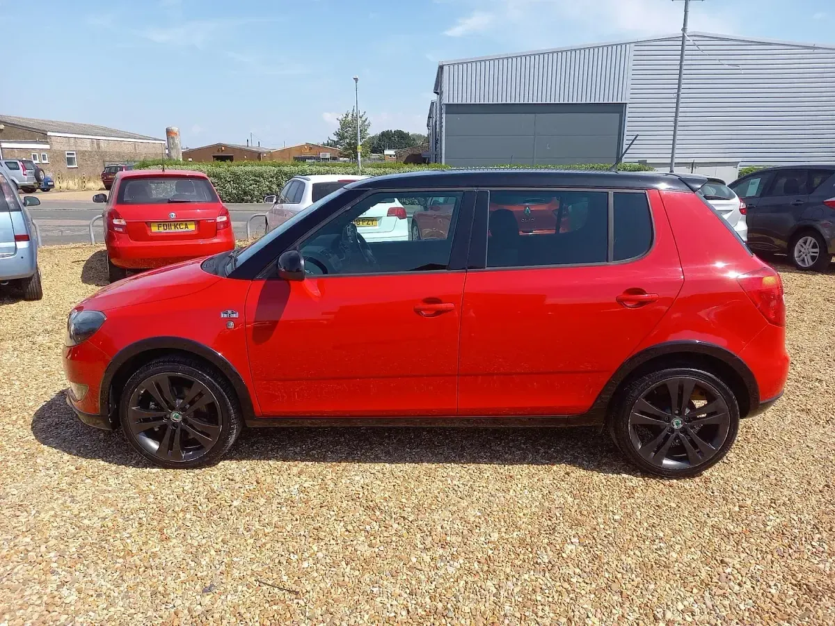 Used Skoda Fabia Monte Carlo 105 HP (77 kW) 2011 Red Hatchback