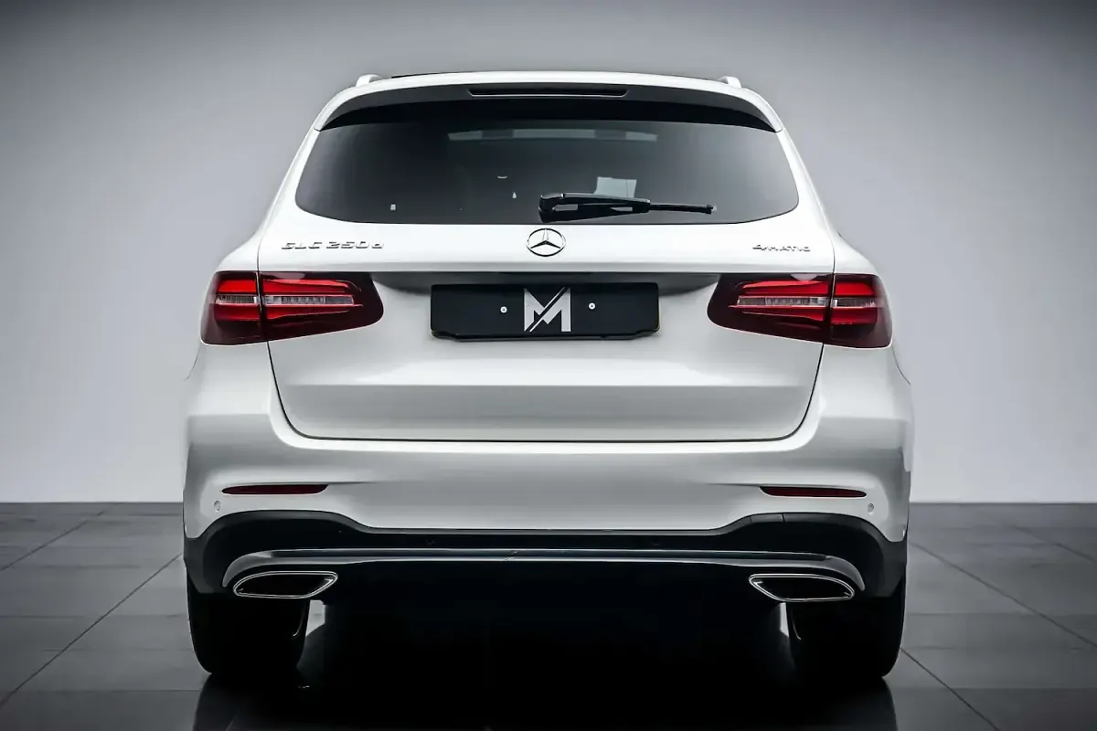 Used Mercedes GLC250 AMG Line Premium 204 HP (150 kW) 2018 White SUV