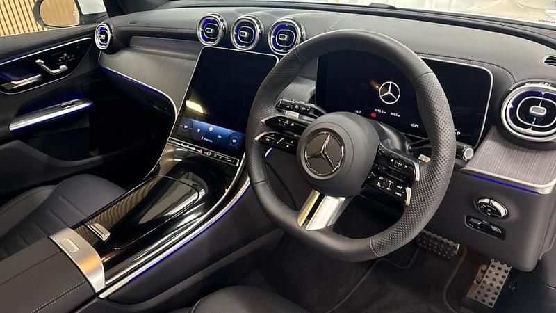 Used Mercedes GLC300e AMG line 313 HP (230 kW) 2025 White