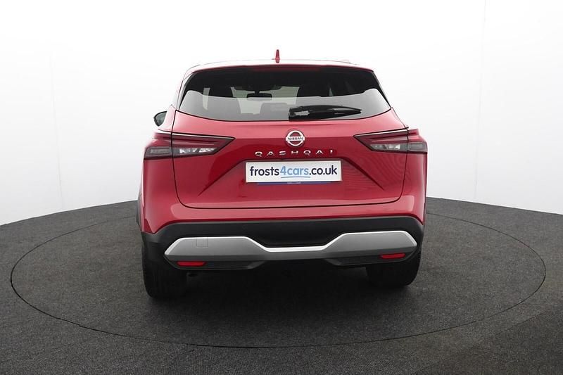 Used Nissan Qashqai Tekna 2022 Red SUV