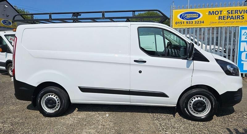 Used Ford Transit Custom 105 HP (77 kW) 2020 White Van
