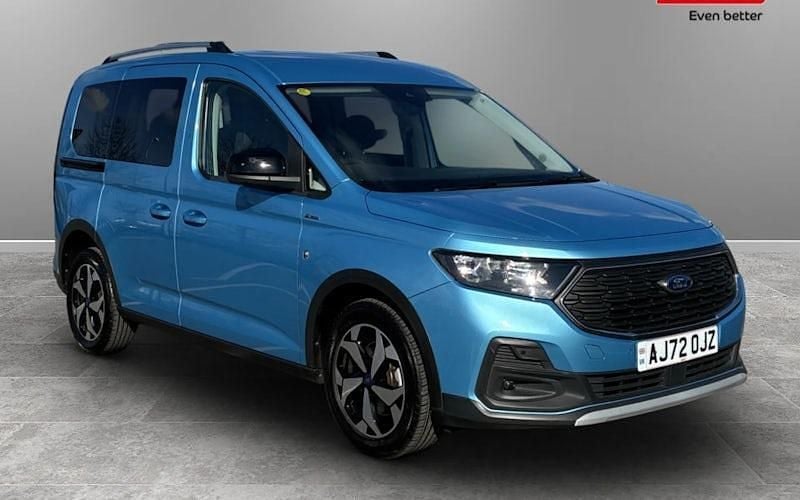 Usado Ford Tourneo Active 122 HP (89 kW) 2024 Carrinha