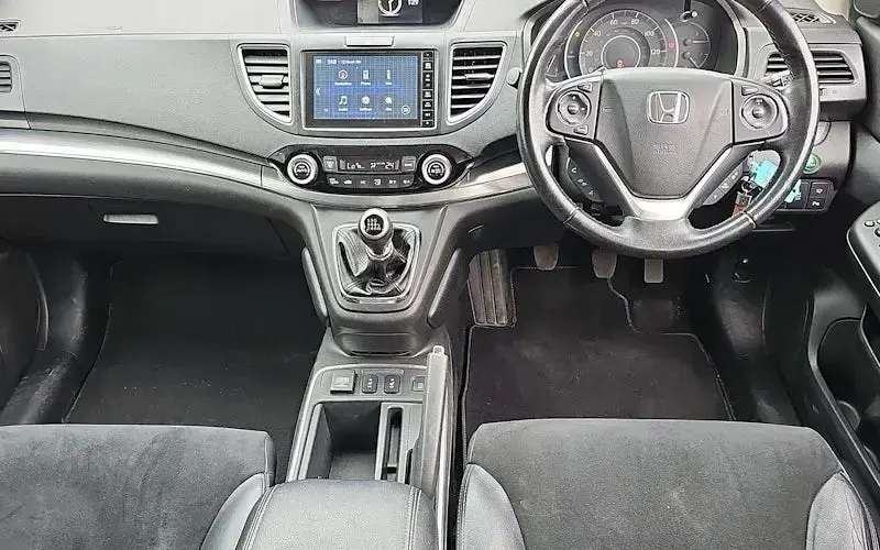 Used Honda CR-V SR 120 HP (88 kW) 2016 Red SUV