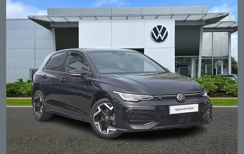 Used VW Golf VIII R-line 147 HP (108 kW) 2025 Black Hatchback