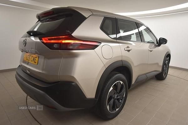 New Nissan X-Trail Acenta Premium 163 HP (119 kW) 2025 Silver SUV