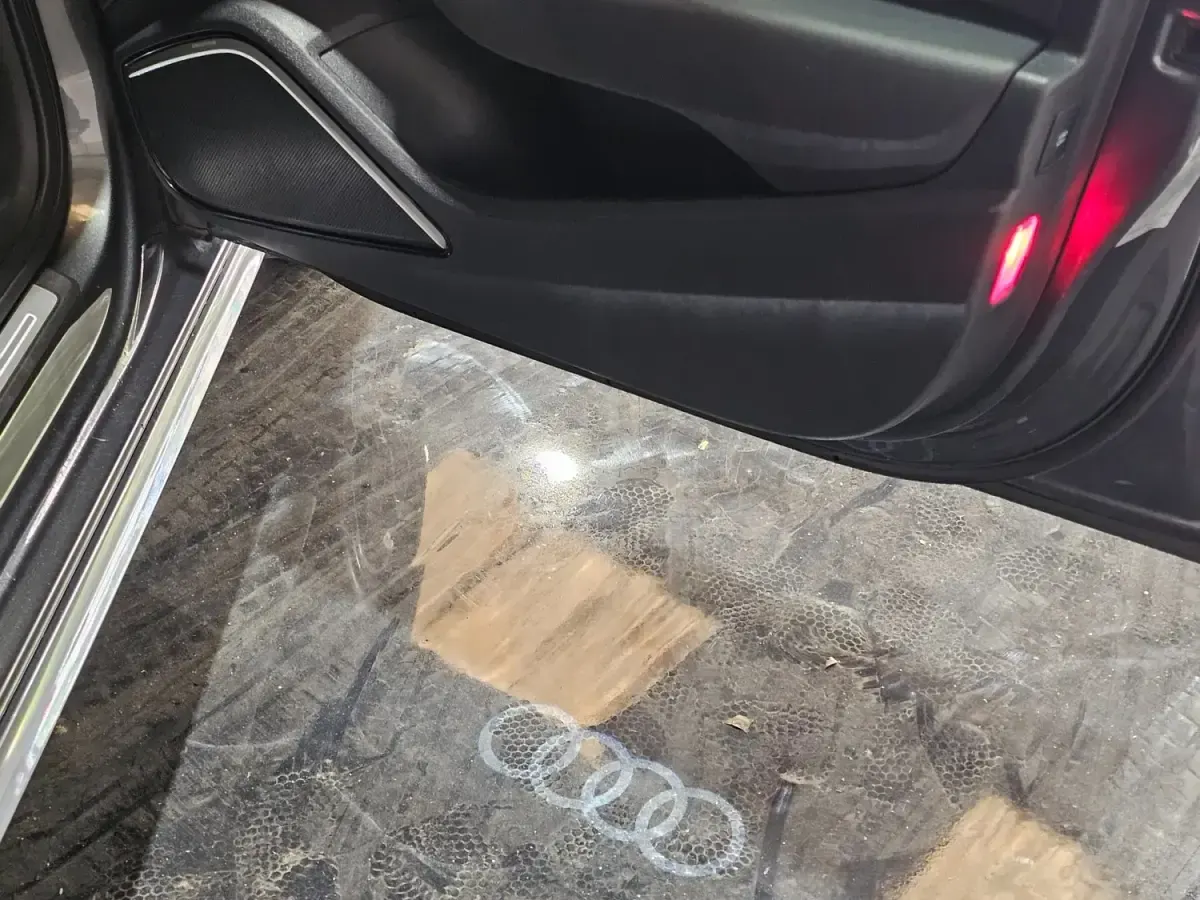 Begagnad Audi S3 Sportback Design 310 HK (228 kW) 2016 Grå Halvkombi
