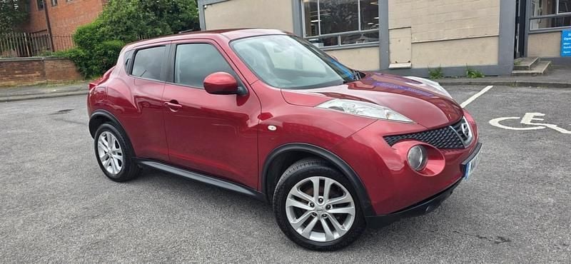 Red Used 2011 Nissan Juke Tekna SUV | £3,299 (Good price) - Image 1/4
