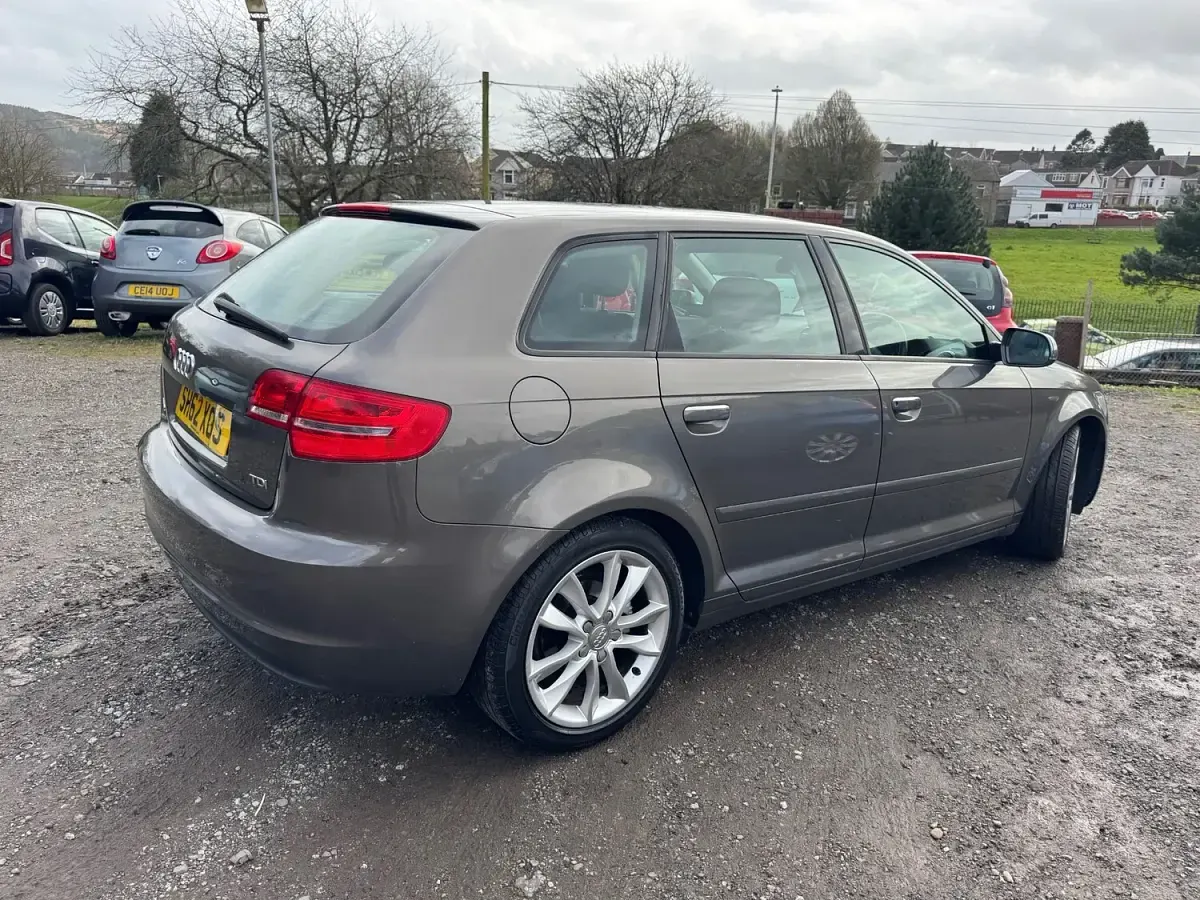 Used Audi A3 Sport 103 HP (75 kW) 2012 Grey Hatchback