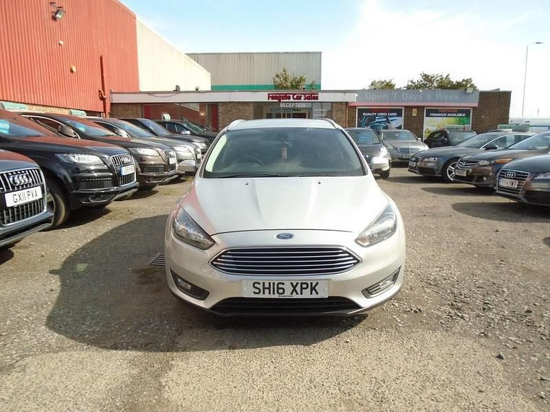 Used Ford Focus Zetec 2016 Silver Estate