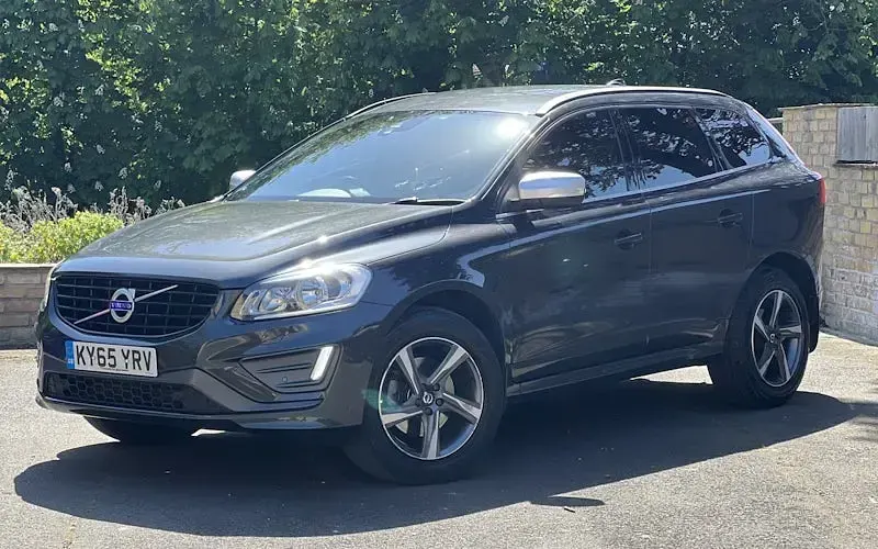 Second-hand Volvo XC60 R-Design 220 CP (161 kW) 2017 SUV
