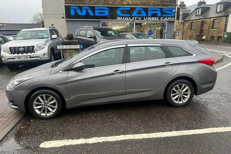 Silver Used 2016 Hyundai i40 Estate | £7,295 (Fair price) - Image 1/1