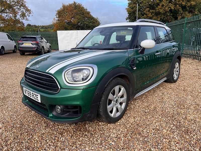 Used Mini Cooper Countryman Classic 136 HP (100 kW) 2019 Green SUV