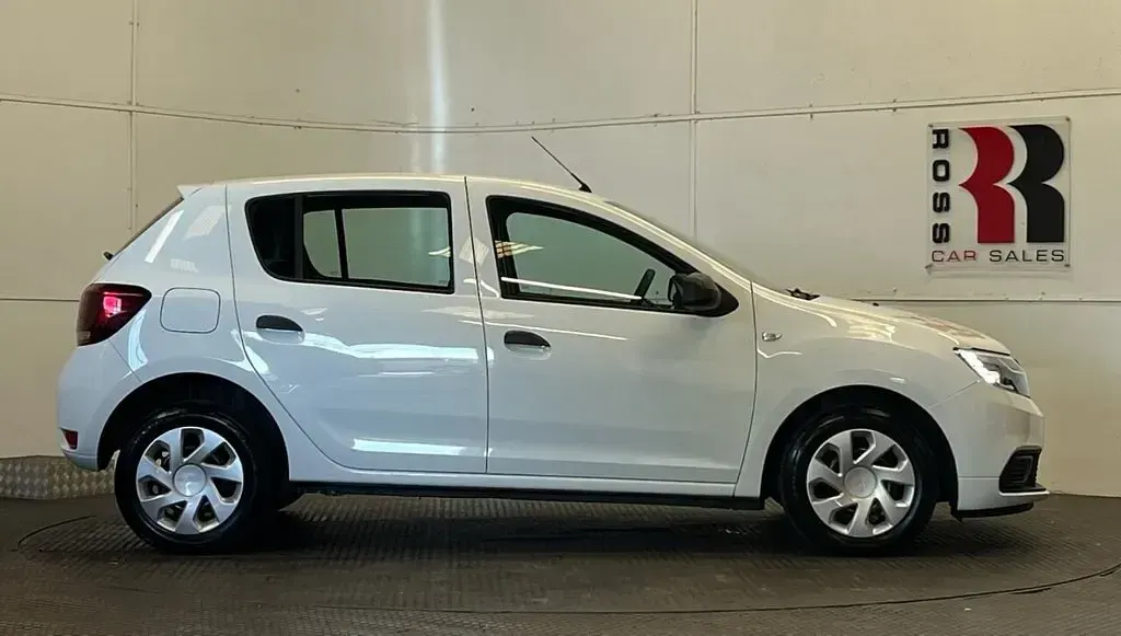 Used Dacia Sandero Essentiel 2020 White Hatchback