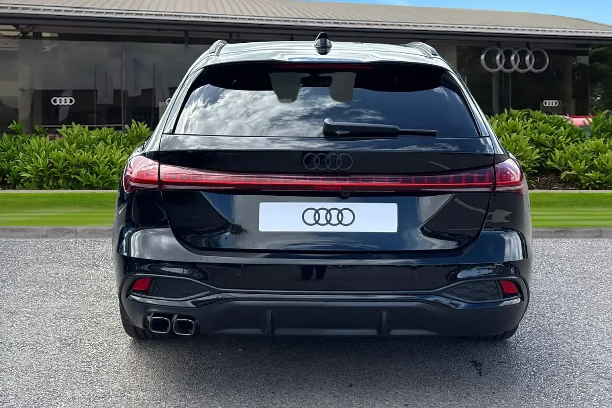 Nuevo Audi A5 Black Edition 204 CV (150 kW) 2026 Negro Familiar