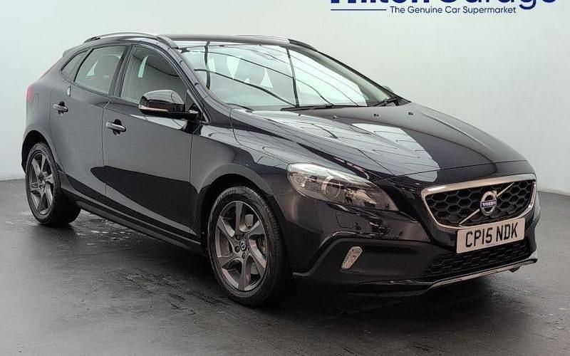 Used 2016 Volvo V40 CC Estate | £10,000 (Fair price) - Image 1/4