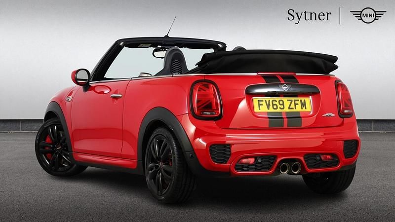 Used Mini John Cooper Works 228 HP (167 kW) 2020 Red Hatchback