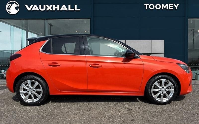 Używany Vauxhall Corsa Elite 101 KM (74 kW) 2020 Pomarańczowy Hatchback