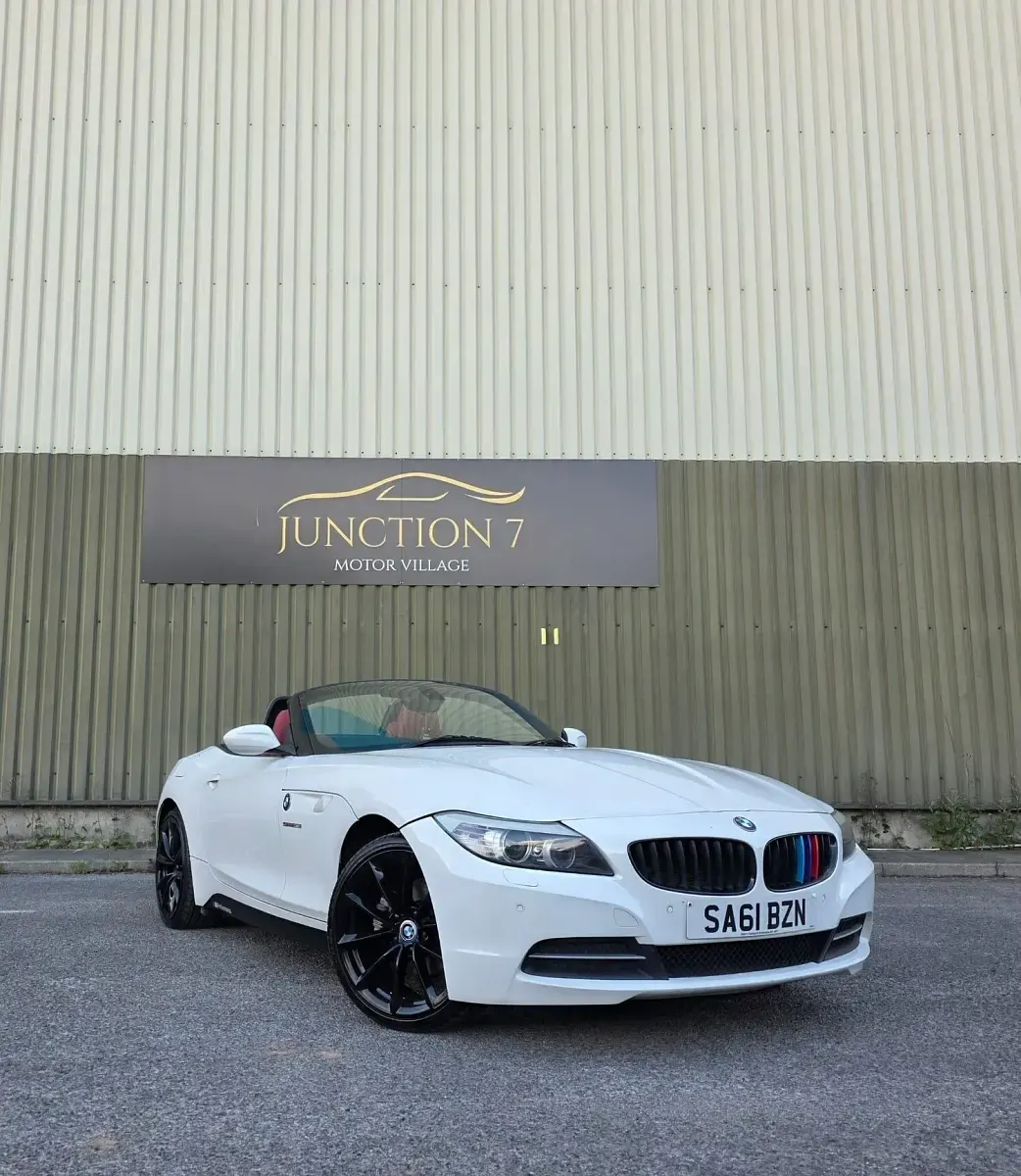 Used BMW Z4 2011 White Cabriolet