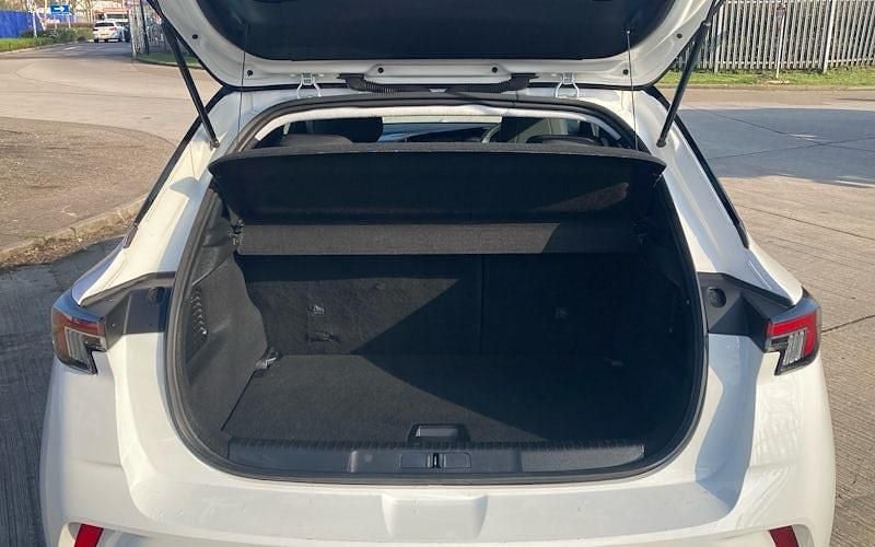 Used Vauxhall Mokka Elite 131 HP (96 kW) 2021 White SUV