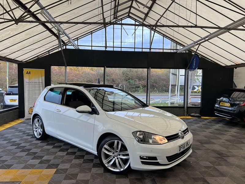 White Used 2016 VW Golf VII GT Hatchback | £11,995 (Good price) - Image 1/2