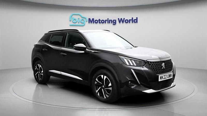 Second-hand Peugeot 2008 GT 131 CP (96 kW) 2022 SUV