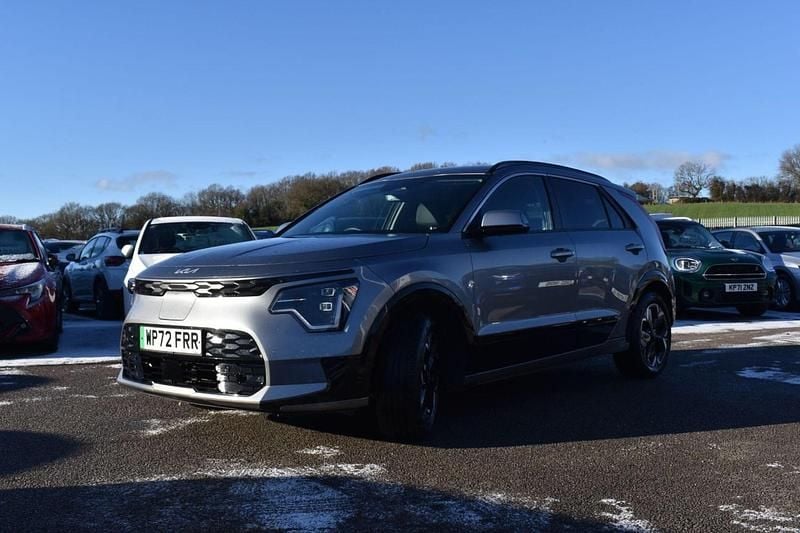 Used Kia Niro 150 kW (204 HP) 2022 Grey SUV