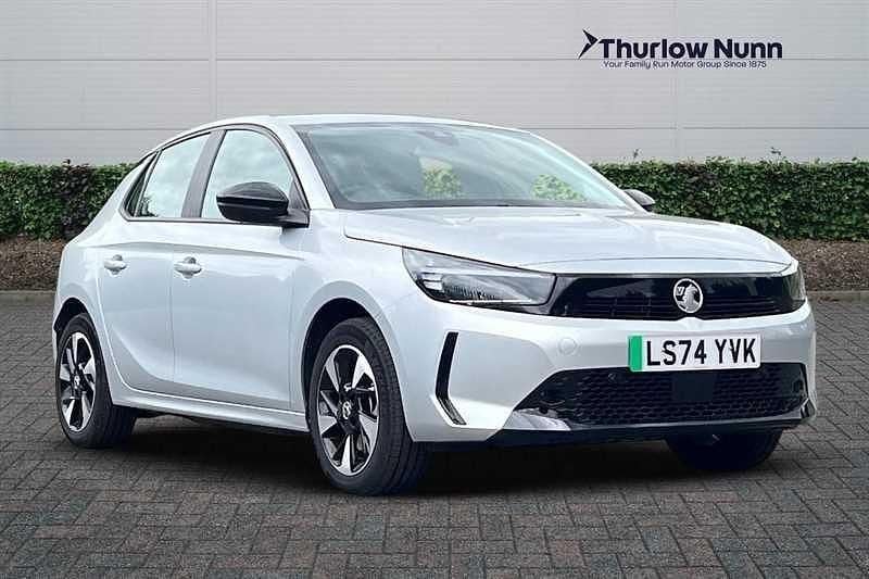 Used Vauxhall Corsa-e Design Edition 100 kW (136 HP) 2024 Crystal silver Hatchback