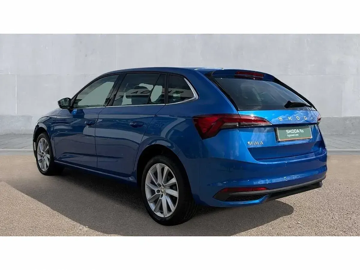 Used Skoda Scala SE L 110 HP (80 kW) 2024 Race blue metallic Hatchback