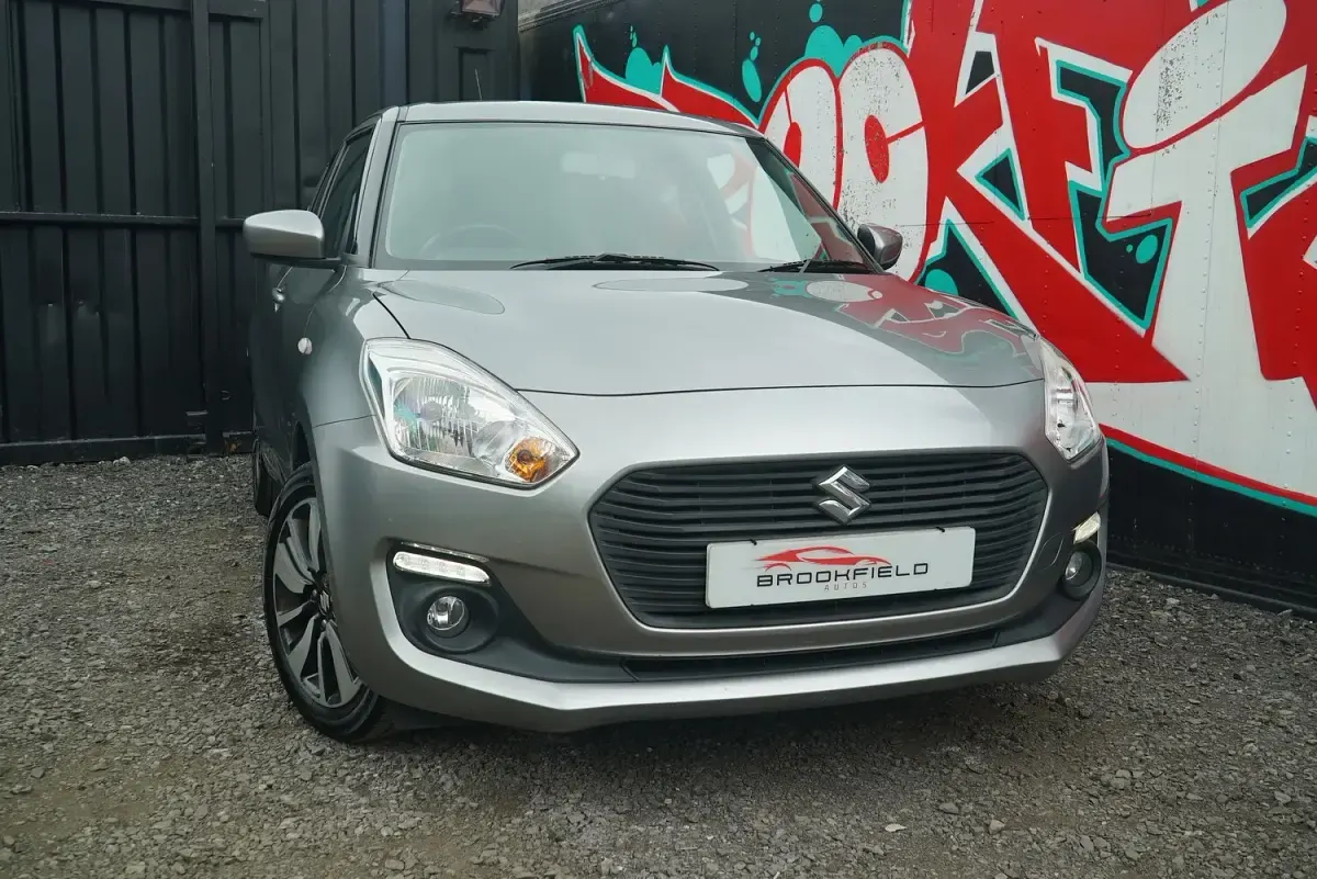 Used Suzuki Swift SZ-T 90 HP (66 kW) 2020 Silver Hatchback