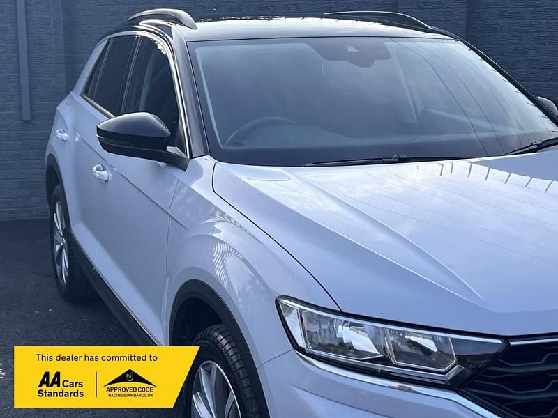 Used VW T-Roc Design 115 HP (84 kW) 2019 Silver SUV