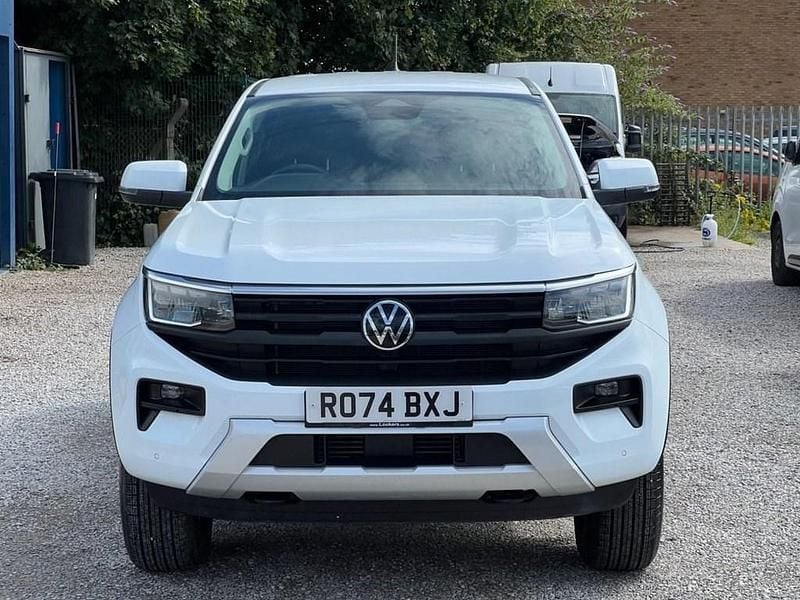 Used VW Amarok Life 205 HP (150 kW) 2024 White Pickup