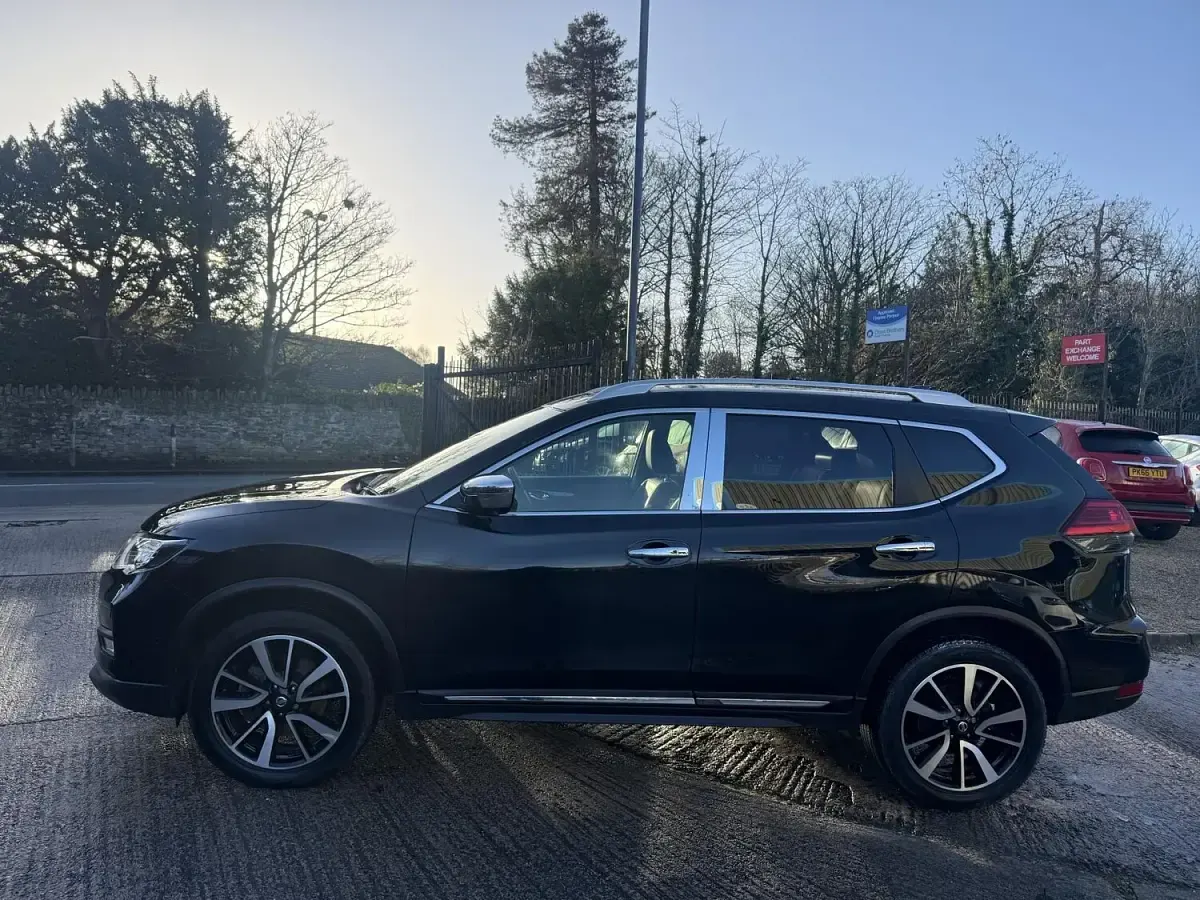 Used Nissan X-Trail Tekna 150 HP (110 kW) 2019 Black SUV