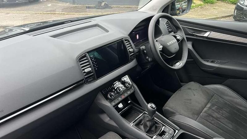 New Skoda Karoq SE L 150 HP (110 kW) 2025 Black SUV