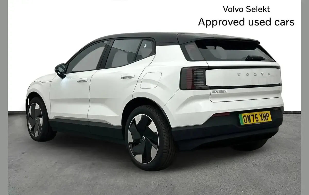 New Volvo EX30 Performance 314 kW (428 HP) 2025 White SUV