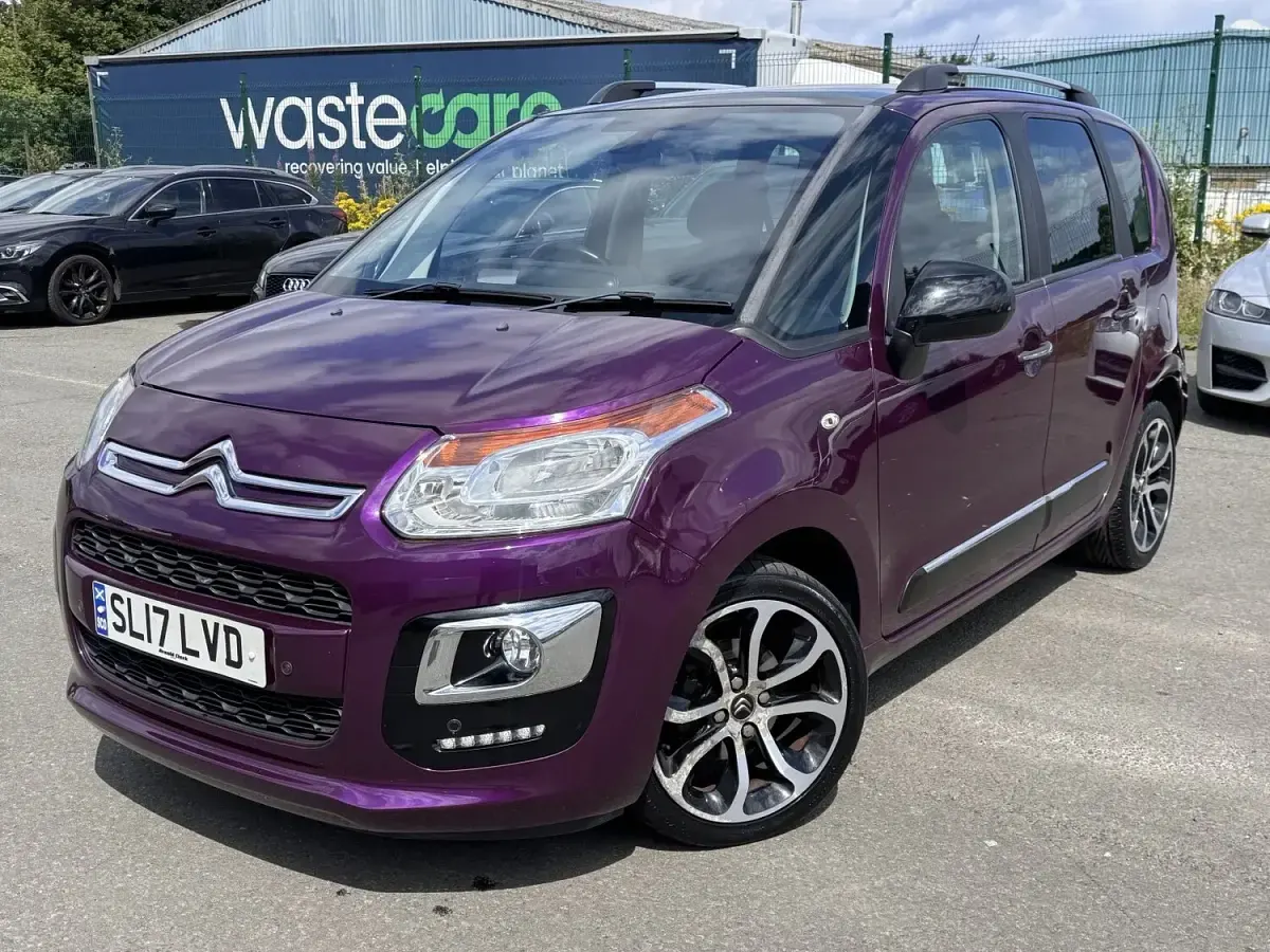 Used Citroën C3 Picasso Platinum 2017 Mauve/purple MPV